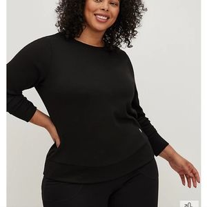 Torrid 6 ACTIVE SWEATSHIRT - CUPRO BLACK, Torrid size 6, 6x, 30